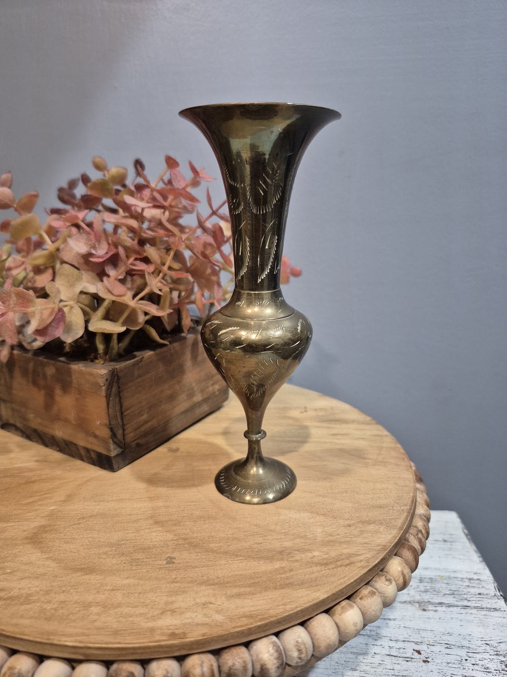Vintage Brass Decorative Bud Vase With Feather Motif Design 6"